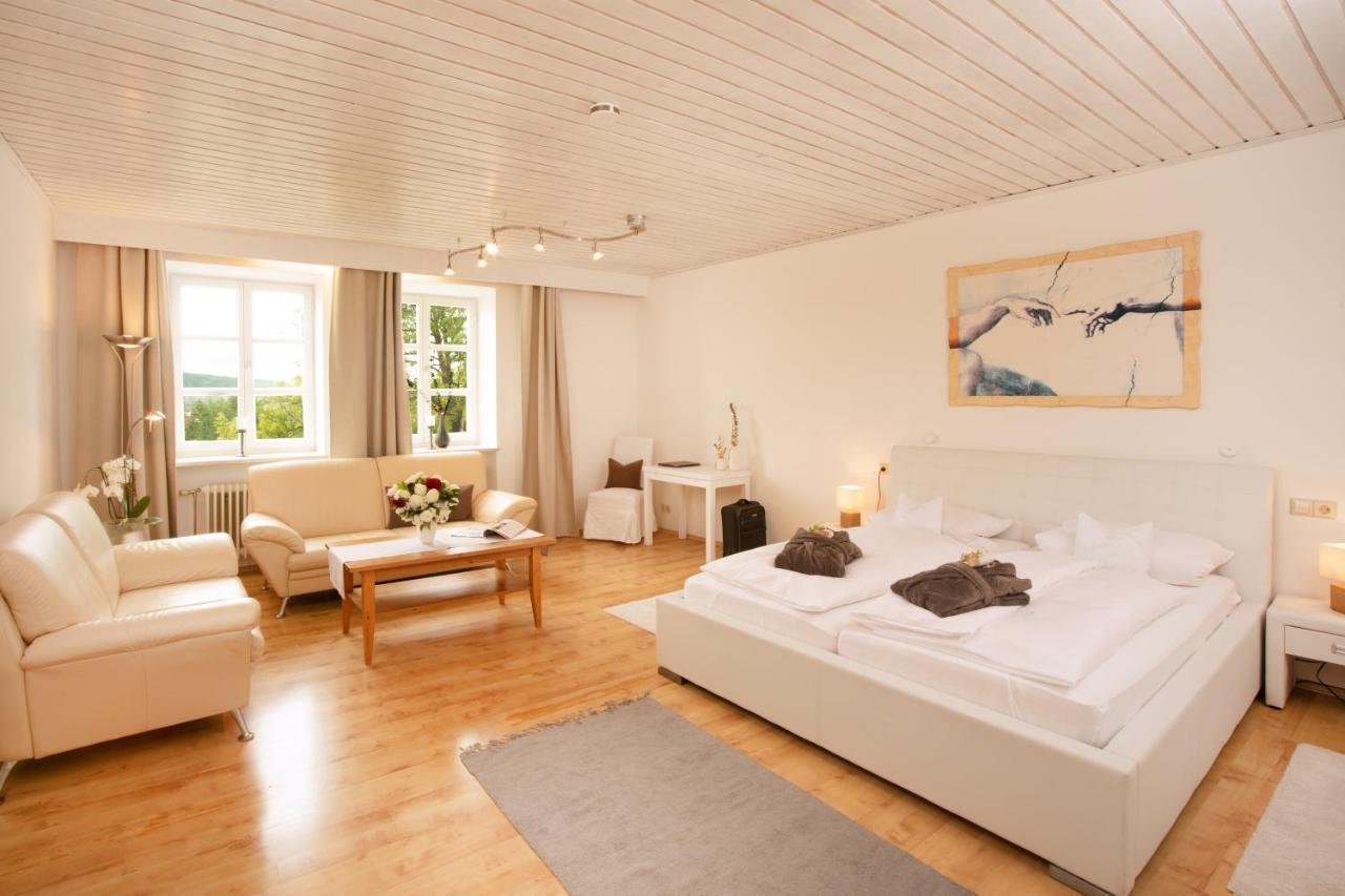 Hotel Alter Weissbraeu Bad Birnbach Exteriör bild